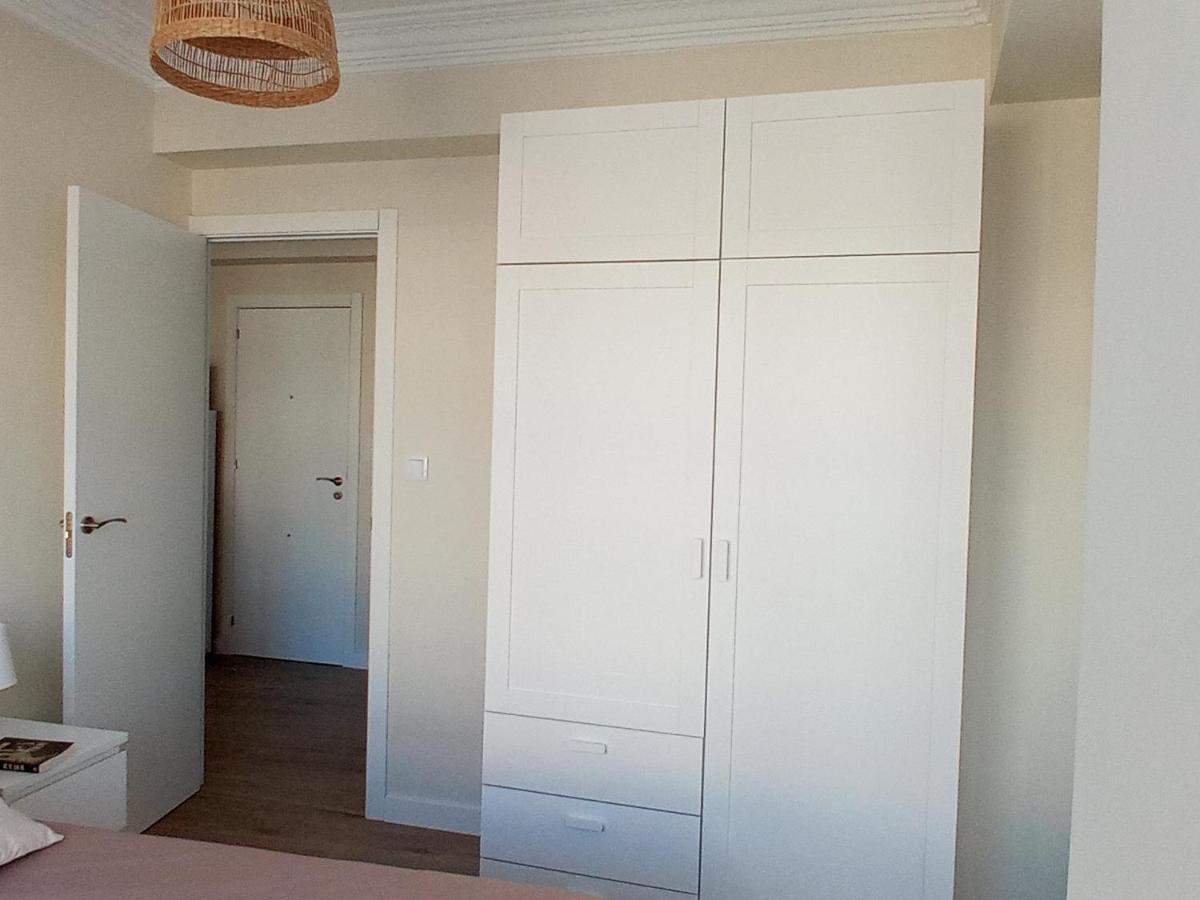 Costa Dos Faros Apartment Малпика Екстериор снимка