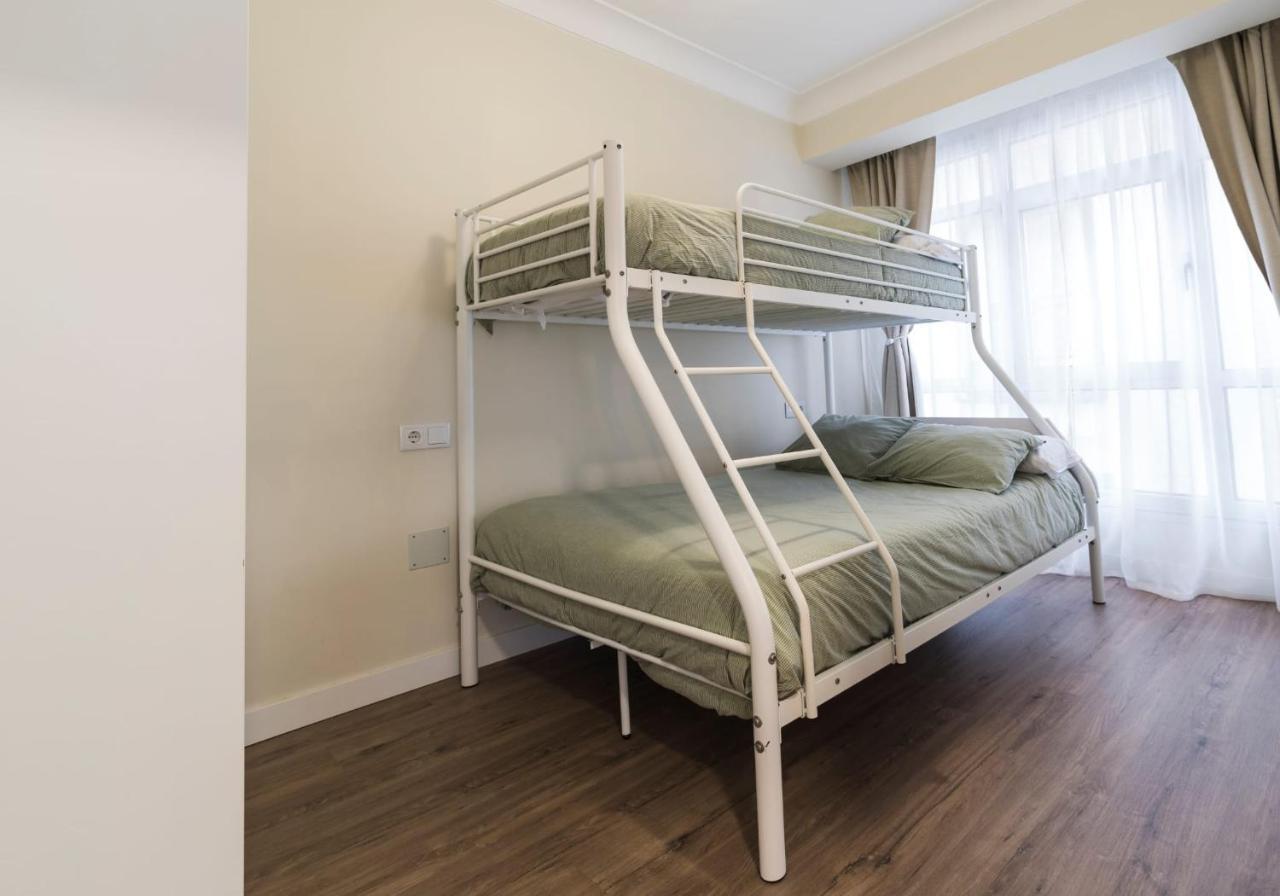 Costa Dos Faros Apartment Малпика Екстериор снимка