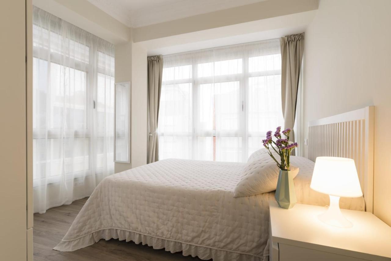 Costa Dos Faros Apartment Малпика Екстериор снимка