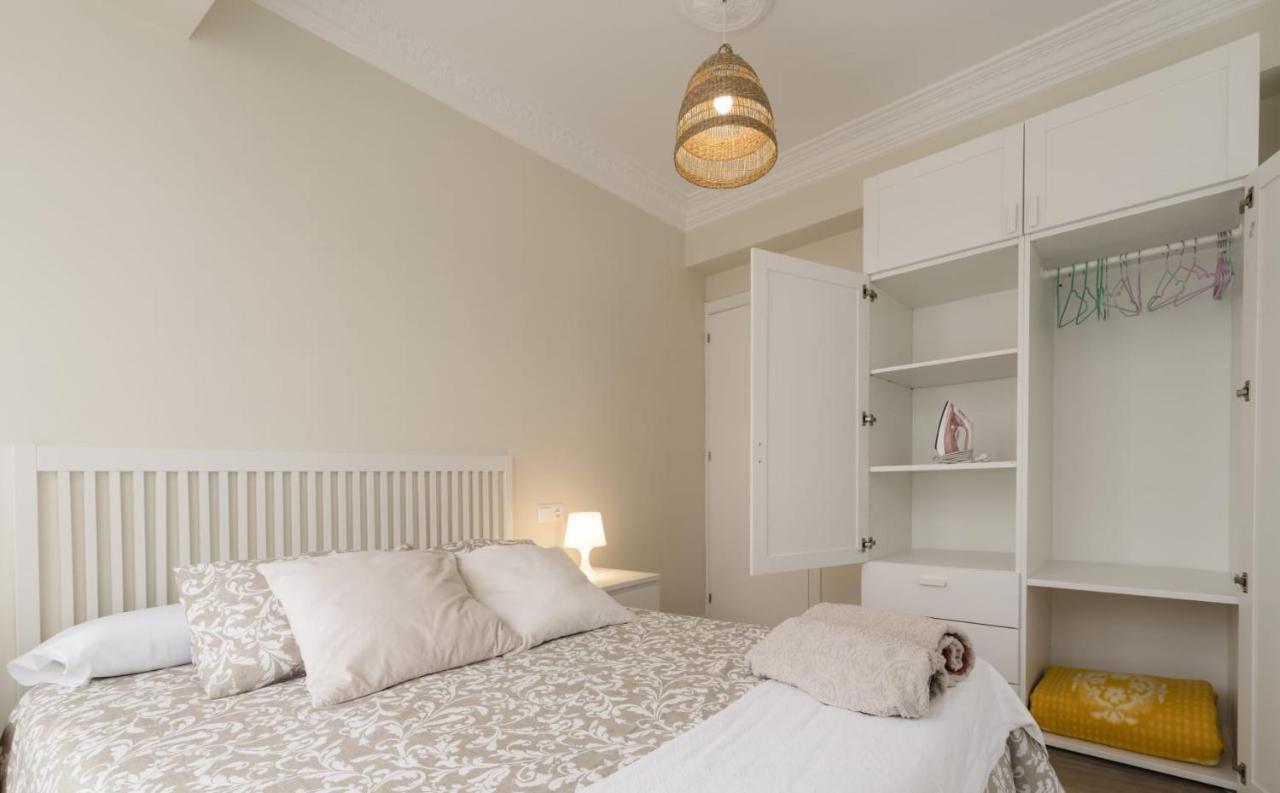 Costa Dos Faros Apartment Малпика Екстериор снимка